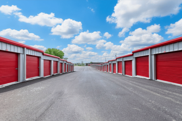 Snapbox Self Storage - Crossville - 1070 Livingston Road - 1070 Livingston Road