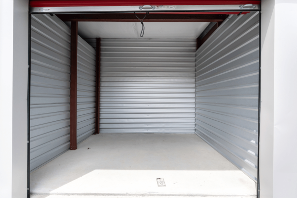 Snapbox Self Storage - Crossville - 1070 Livingston Road - 1070 Livingston Road