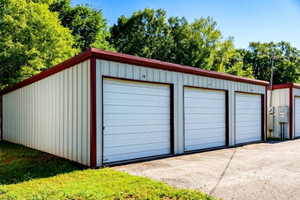 Texas Lake Storage - 410 North Farm to Market Road 17