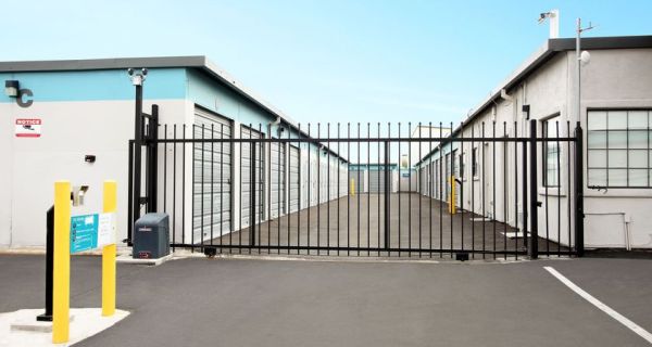 RightSpace Storage - 3048 - Tuttle - 2850 N Tuttle Ave