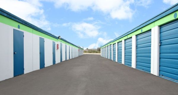 RightSpace Storage - 3050 - Santa Clara - 6390 S Santa Clara Ave
