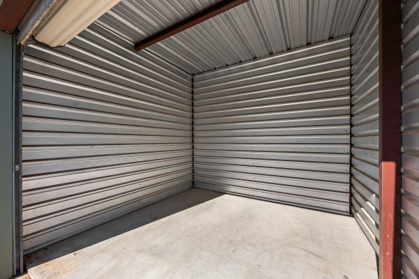 Three Oak Storage - 15167 U.S. 79