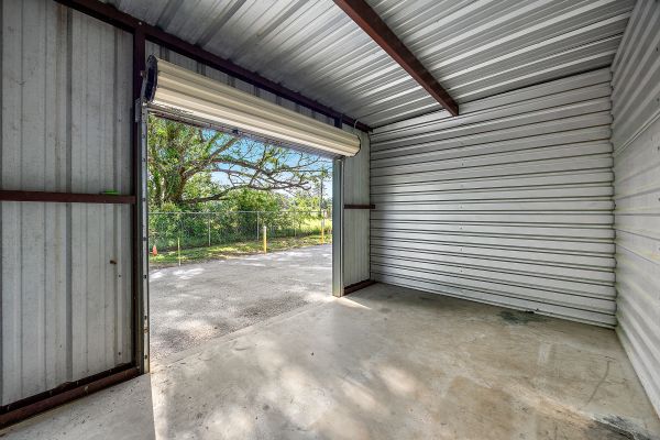 Three Oak Storage - 15167 U.S. 79