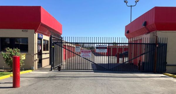 SecurCare - 0323 - Bakersfield CA - 4050 Chester Ave