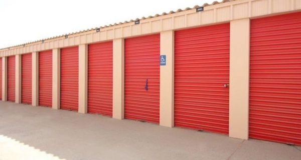 SecurCare - 0319 - Bakersfield CA - 711 Weedpatch Highway