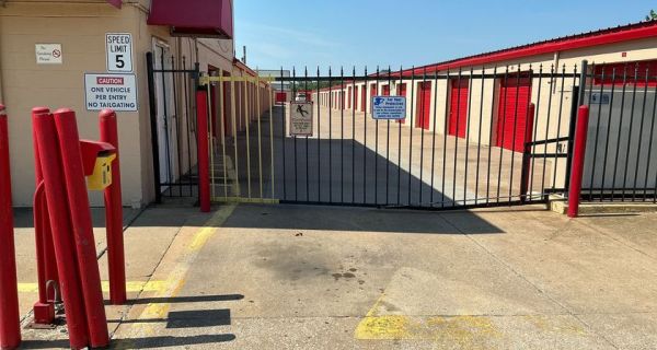 SecurCare - 0872 - Tulsa OK - 1434 South Sheridan Road