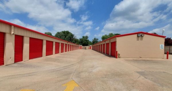 SecurCare - 0876 - Tulsa OK - 6834 South Trenton Avenue