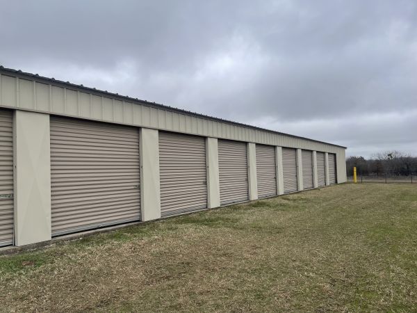Ideal Storage - Air Base Rd - 1800 Air Base Road