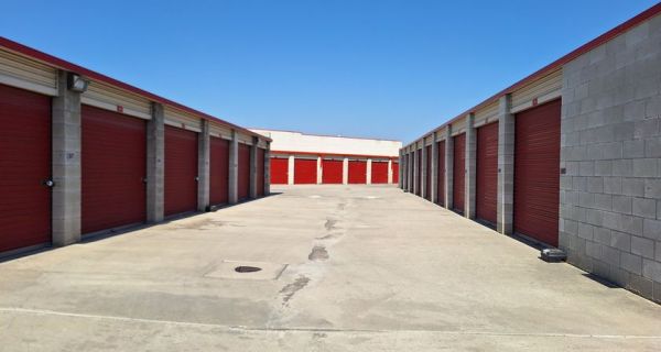 SecurCare - 0308 - Bloomington CA - 1377 South Lilac