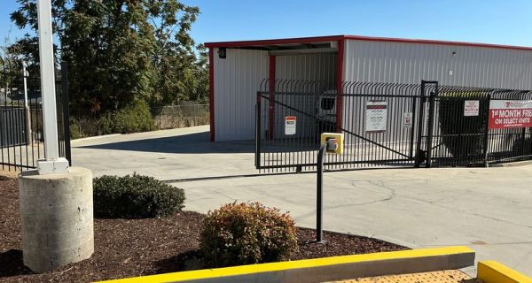SecurCare - 0334 - Yucaipa CA - 32045 Yucaipa Blvd