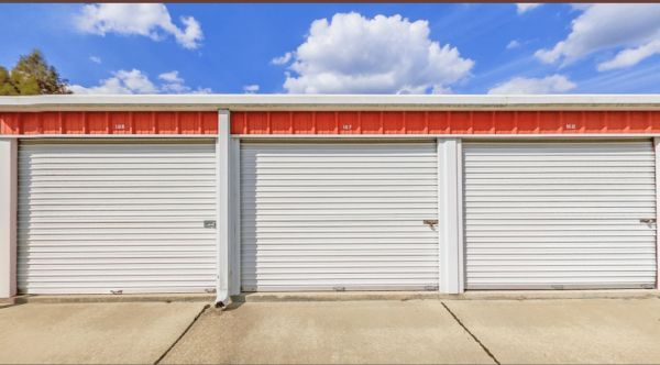 Radiant Storage -Sullivan - 8691 Sullivan Rd