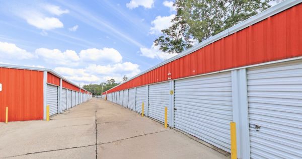 Radiant Storage -Sullivan - 8691 Sullivan Rd