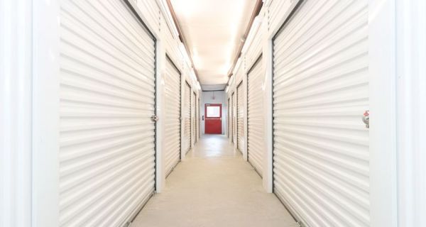 iStorage - 8351 - Warner Robins GA - 230 Carl Vinson Parkway