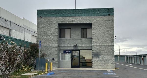 RightSpace - 4017 - Victorville Foxborough - 12474 Industrial Boulevard