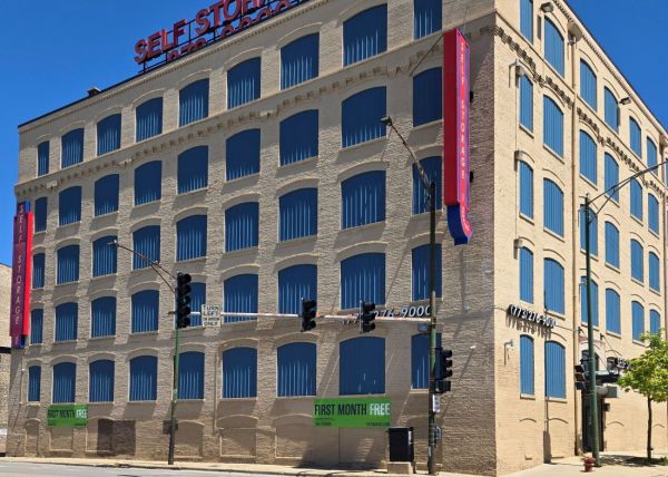 Extra Space Storage - 5219 - Chicago - 2001 N Elston Ave - 2001 North Elston Avenue