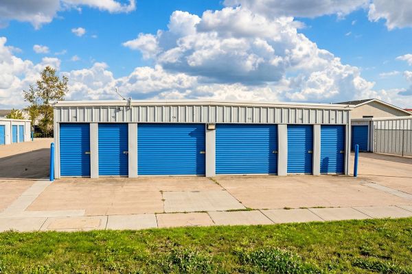 Advanced Storage Solutions - Fargo - 2920 Fiechtner Drive