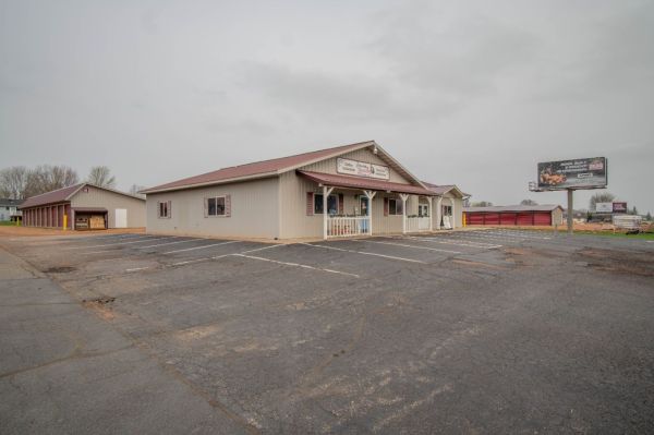 Mid-West Mini Storage - Stratford - 211400 Wisconsin 97