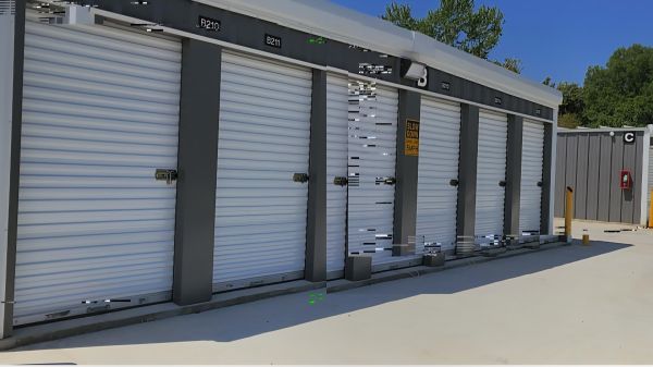 Hickory Grove Self Storage - 3004 Rhyne Street