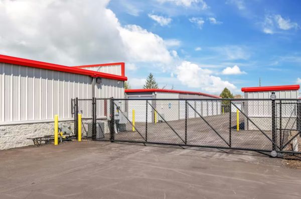 StorageMart - S Belmont Ave - 6550 South Belmont Avenue