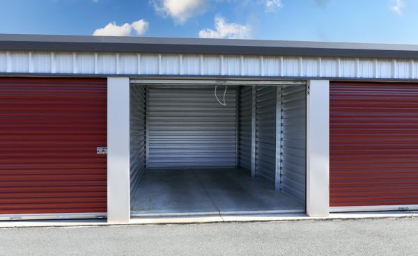 Commerce Storage West - 400 Westwood Road