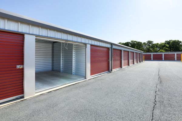 Commerce Storage West - 400 Westwood Road