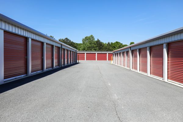 Commerce Storage West - 400 Westwood Road