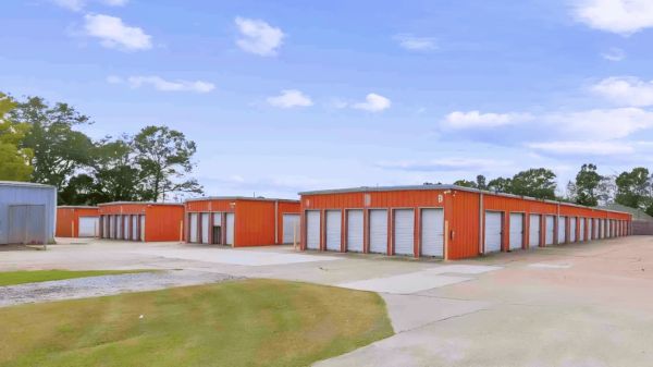 Radiant Storage -Quinn - 6416 Quinn Dr