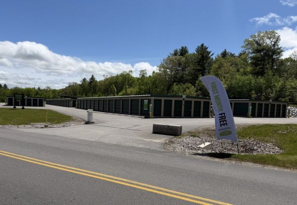 Extra Space Storage - 2280 - Henniker - Old Concord Rd - 872 Old Concord Road