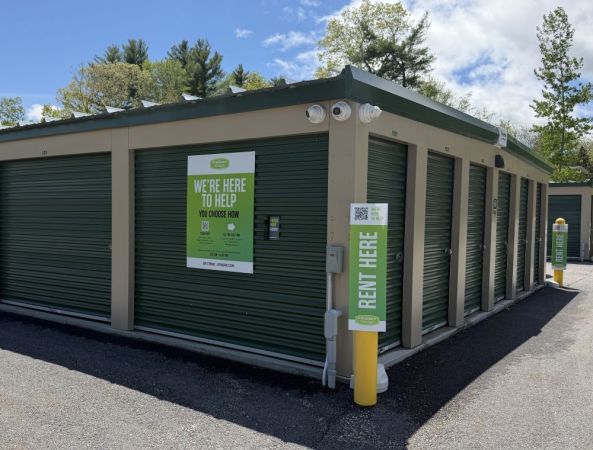 Extra Space Storage - 2280 - Henniker - Old Concord Rd - 872 Old Concord Road