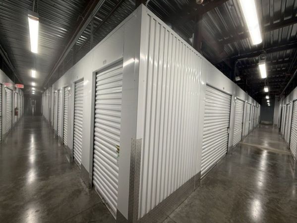 Extra Space Storage - 6915 - Hanover Park - Hunter Rd - 1550 Hunter Road