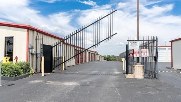 Easy Stop Storage - Branson - 1105 Missouri 76
