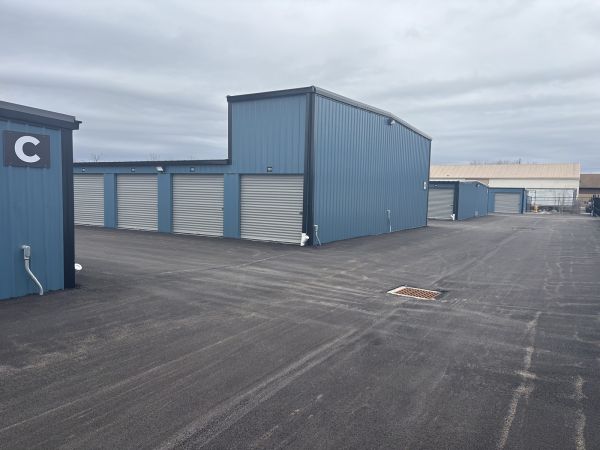 Epic Storage - 8550 Roll Road