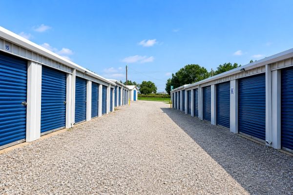 Prime Vault Self Storage - 8500 U.S. 77