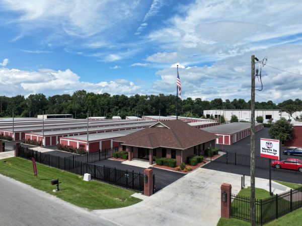 Moove In Self Storage - Goldsboro - 117 Industry Court