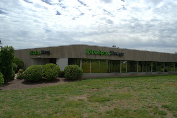 Extra Space Storage - 6582 - Cranston - Kenney Dr - 1 Kenney Drive