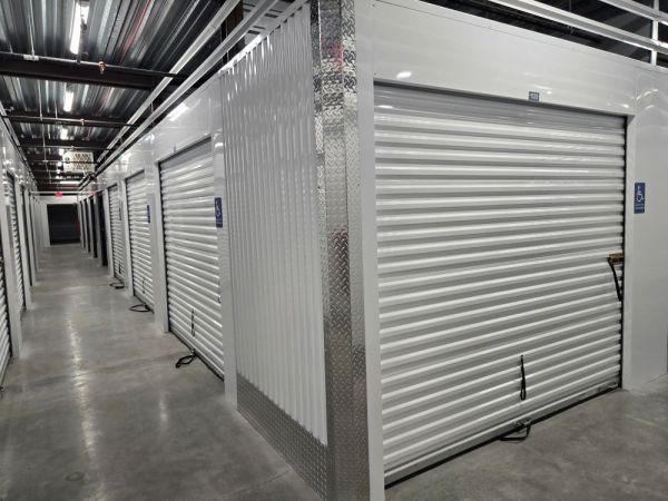 Extra Space Storage - 6934 - Magnolia - Spur 149 Rd - 38650 Spur 149 Road