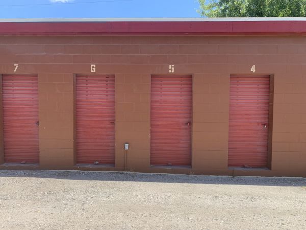 Peoples Choice Storage Brandon - 125 Central Drive