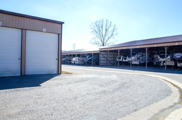 Peoples Choice Storage La Grange 2 (Commerce Pkwy) - 3100 Commerce Parkway