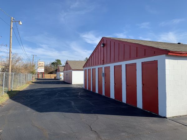 Extra Closet Self Storage - 5980 Northwest 36Th Street