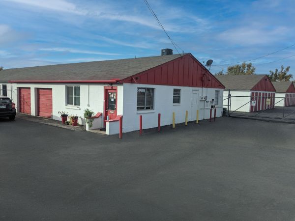 Extra Closet Self Storage - 5980 Northwest 36Th Street
