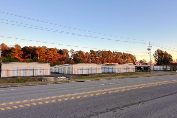 North Augusta Self Storage - 1815 Knox Avenue