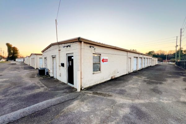 North Augusta Self Storage - 1815 Knox Avenue