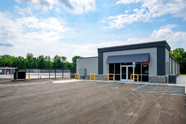 Jefferson Self Storage - 3301 Schlosser Farm Way