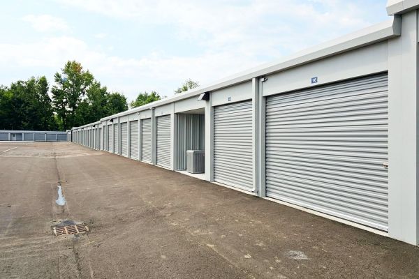 Jefferson Self Storage - 3301 Schlosser Farm Way