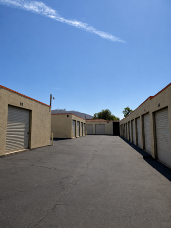 Bradley Self Storage - 1771 Graves Avenue