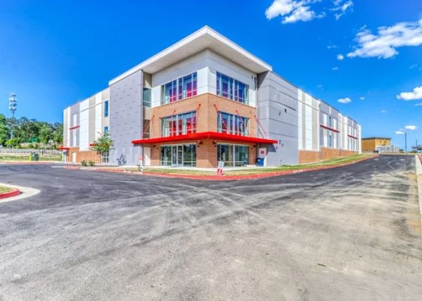 Virginia Self Storage Co Harrisonburg, Virginia - 1750 Apple Valley Road