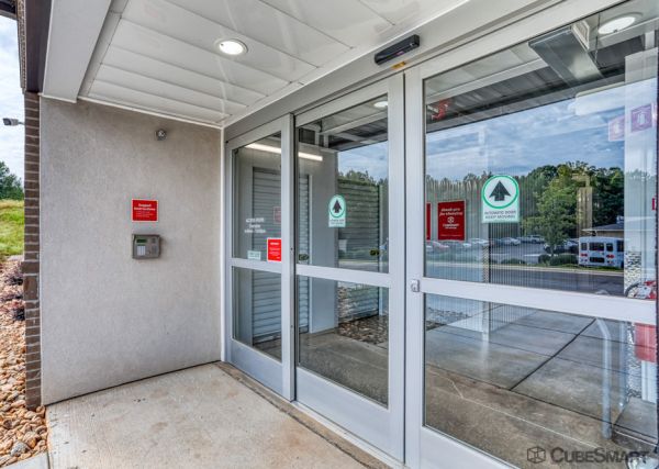 CubeSmart Self Storage - 211 Singleton Road