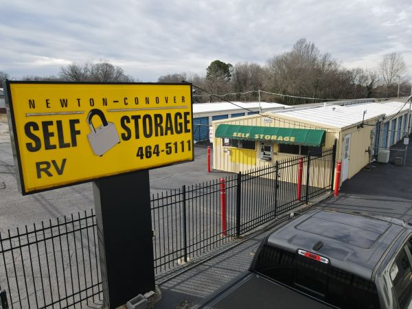 Newton-Conover Self Storage - 2423 N Main Ave
