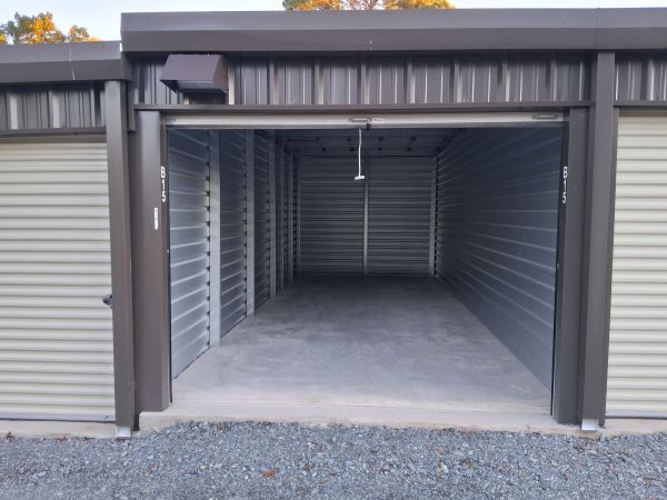 Store-It-Safe Self Storage - 316 Moulton Spring Road