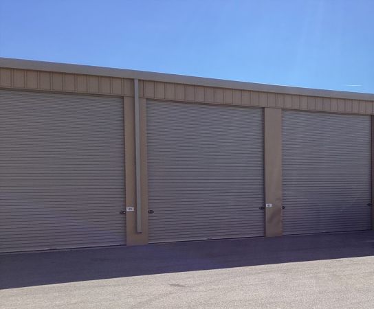 Devon Self Storage Joliet, Illinois - 2100 Essington Road